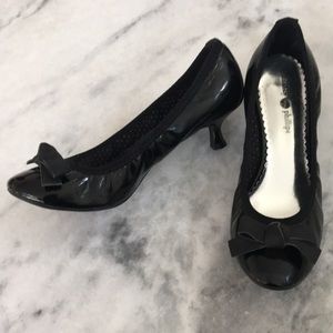 Lindsay Phillips Black Patent Shoes size 7